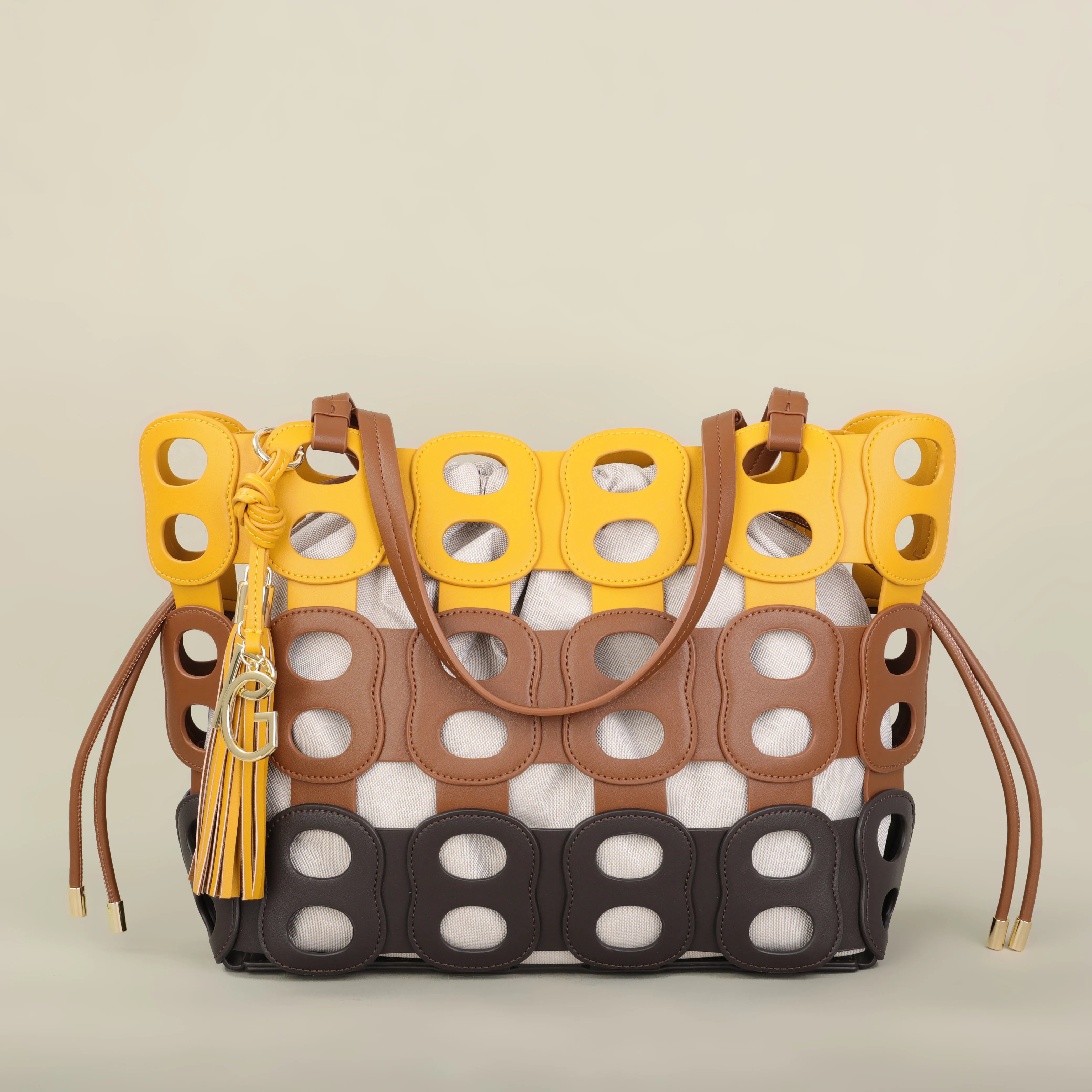 The Elara Shoulder Bag