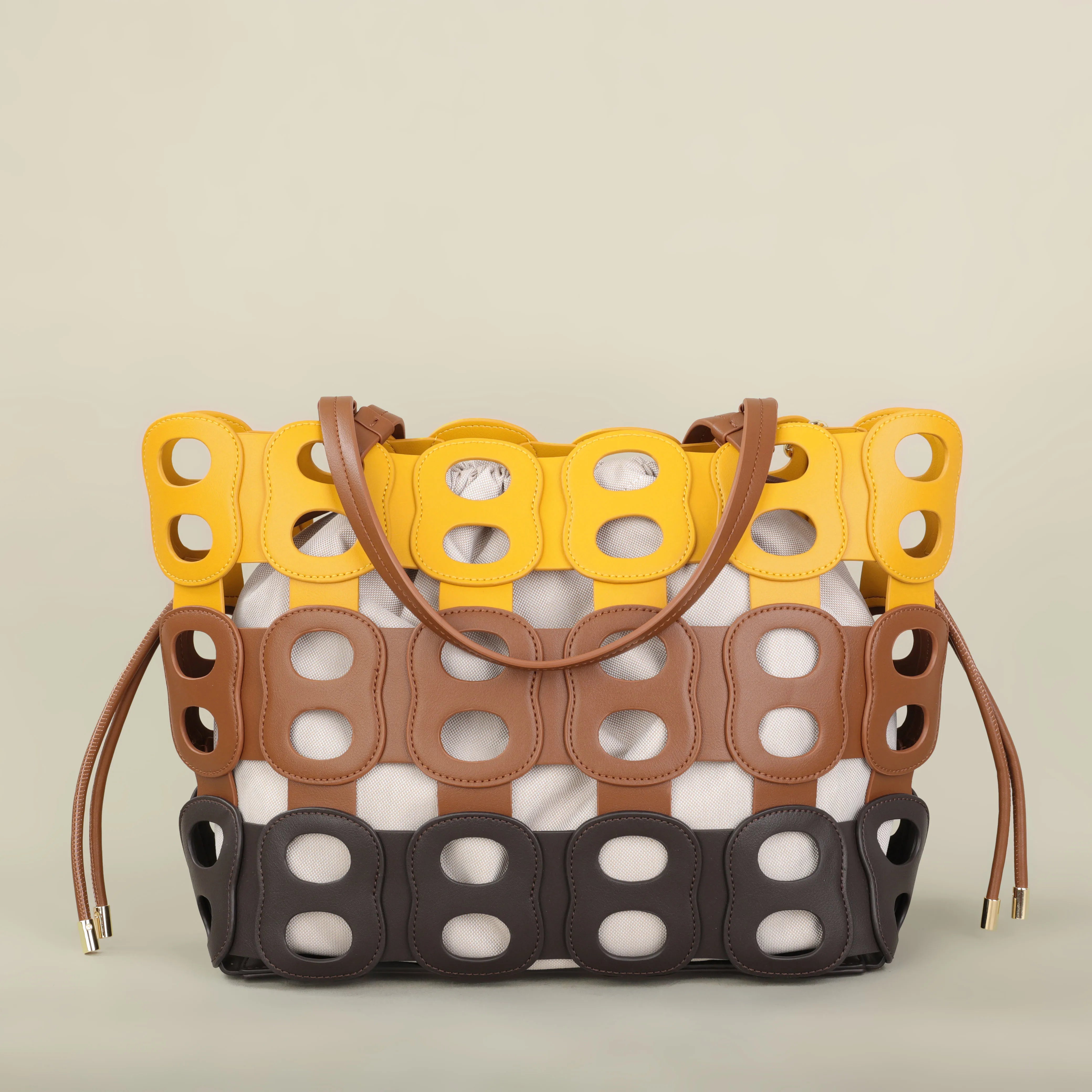 The Elara Shoulder Bag