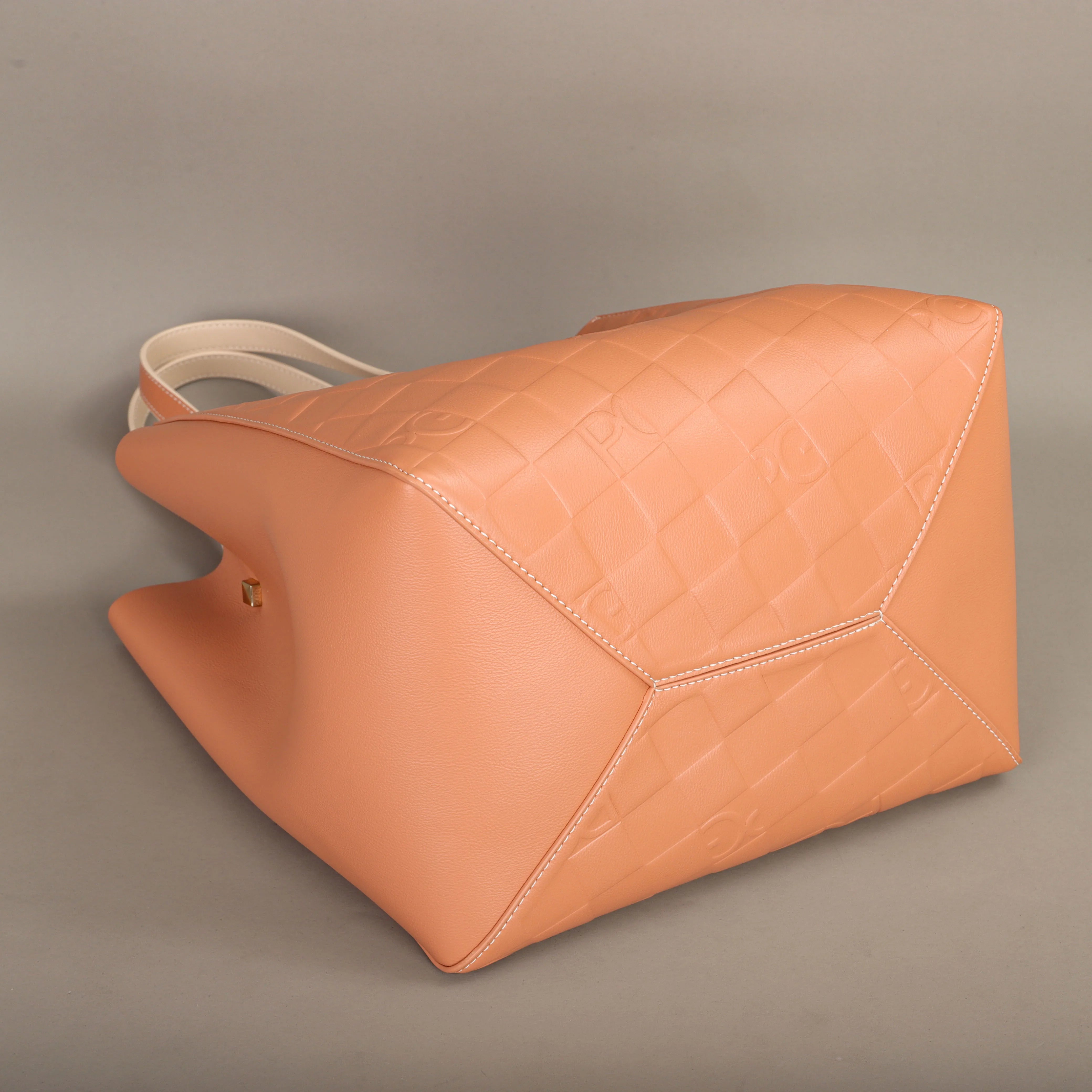 The Aria Shoulder Bag